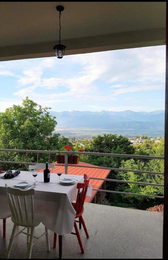 Omsi House Hotel Телави Екстериор снимка